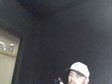Stripchat Free Live Porn of Mikecloudyhawk
