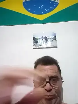 Stripchat Free Porn Cam of emilio69soy