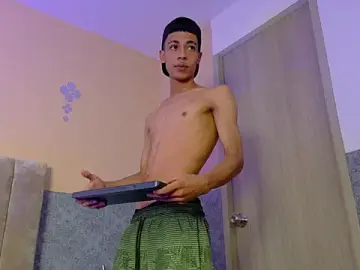 Stripchat Adult Webcam of Liam__Mercury
