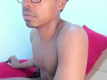 Stripchat Free Porn Cam of JEFFREY_COTTOM