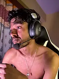 Stripchat Best Webcam of GunSlay