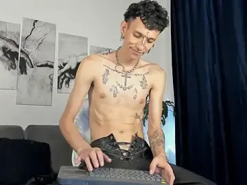 Stripchat Adult Webcam of cenobitehunt