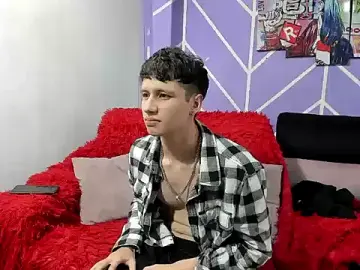 Stripchat Free Porn Cam of DANIEL_Hot777