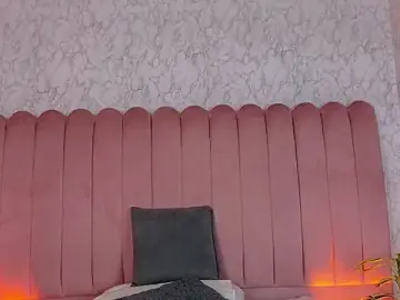 Stripchat Watch Live Sex Cams of Leo_Williamss