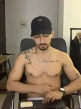 Stripchat Best live sex cam show of NicolasChest_xxx
