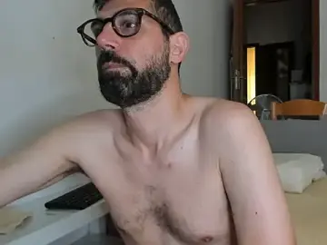 Stripchat Watch Live Sex Cams of RyuKenZen