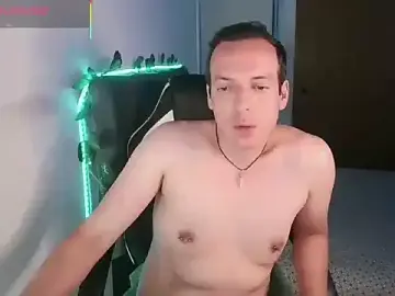 Stripchat Adult Webcam of Cerso1