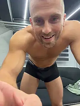 Stripchat Best live sex cam show of trainwithme