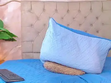 Stripchat Live Sex Cam of Luke_Carter