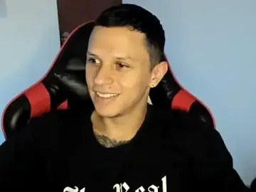 Stripchat Live Sex Cam of Masterdave7