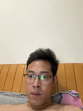 Stripchat Live Sex Cam of HHAA1992