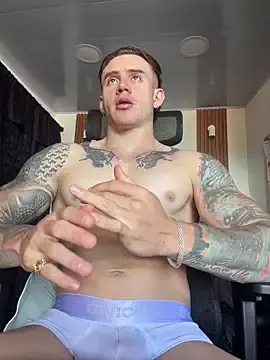 Stripchat Live Sex Cam of paulthompson_