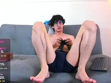 Stripchat Sex Cam of Cum_hunters