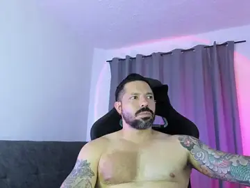 Stripchat Adult Webcams of Pierre_Vidal