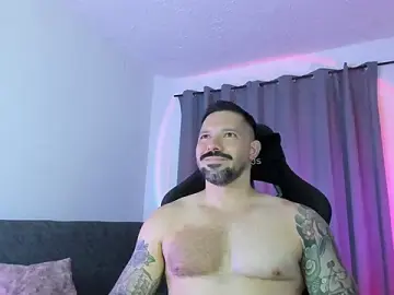 Stripchat Best live sex cam show of Pierre_Vidal