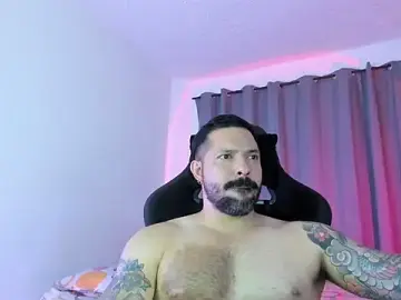 Stripchat Live Sex Cam of Pierre_Vidal