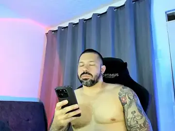 Stripchat Free Live Porn of Pierre_Vidal