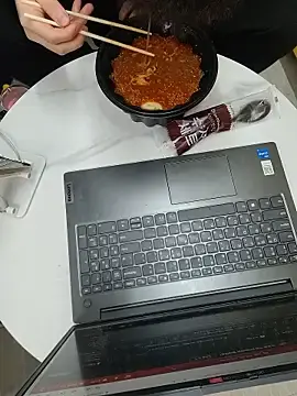 Stripchat Free Porn Cam of kr_tory