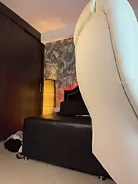 Stripchat Nude Webcam of DilanMiller_