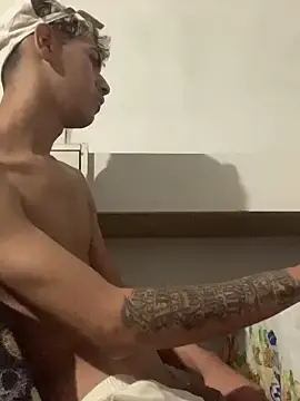 Stripchat Sex Cam of Kisandrel