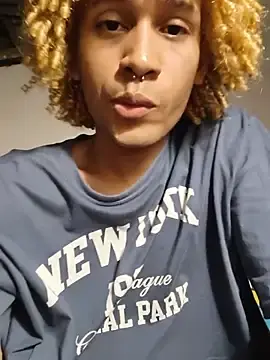 Stripchat Best live sex cam show of jong_21