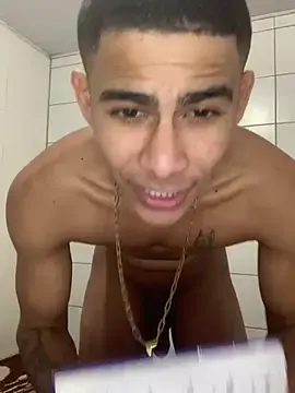 Stripchat Live Sex Cam of Novindot23cm