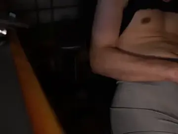 Stripchat Sex Cam of riku_velvet