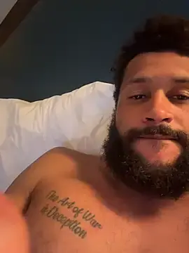Stripchat Live Sex of HungStr8Lightskin
