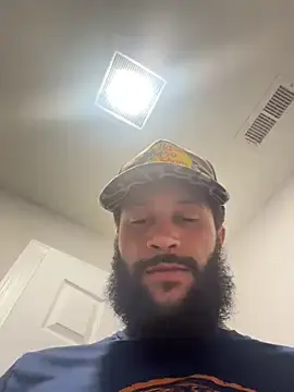 Stripchat Live Sex of HungStr8Lightskin