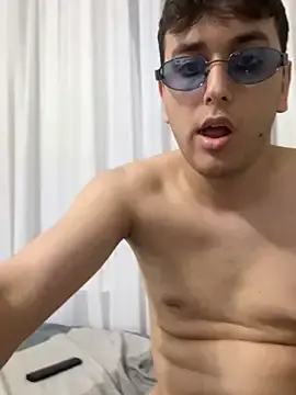 Stripchat Sex Cam of imjustaboyy1