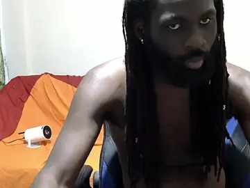 Stripchat Free Porn Cam of Darkkras