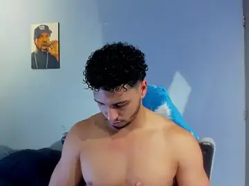 Stripchat Sex Chat of Kris_Khalifa69