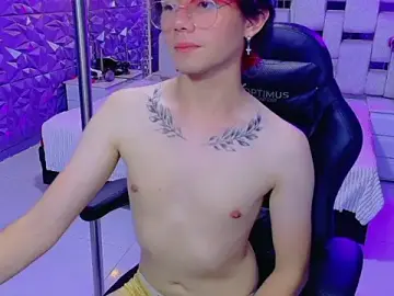 Stripchat Adult Webcam of andy_Collin5