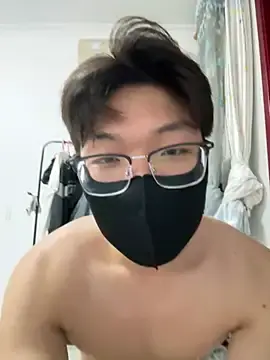 Stripchat Free Live Porn of Ycen_