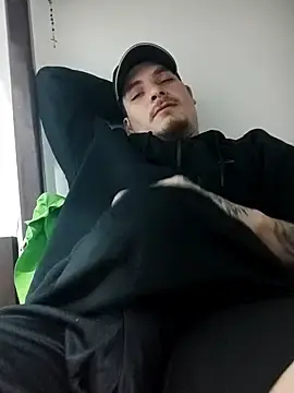 Stripchat Best live sex cam show of petitgatt