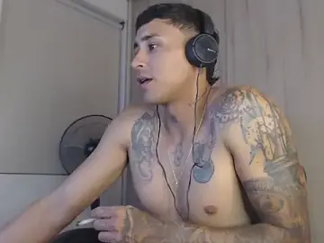 Stripchat Adult Webcams of felipelopezz23