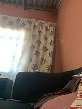 Stripchat Sex Chat of curvedDick01