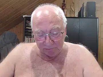 Stripchat Sex Cam of biggandybig