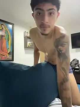 Stripchat Live Sex Cam of s0_333