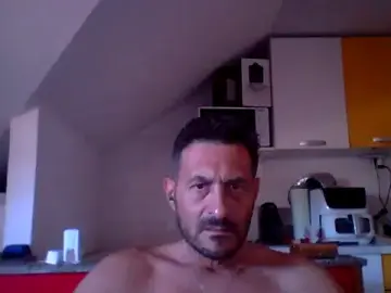 Stripchat Watch Live Sex Cams of colosone