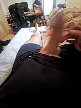 Stripchat Sex Cam of MarkBigDick35