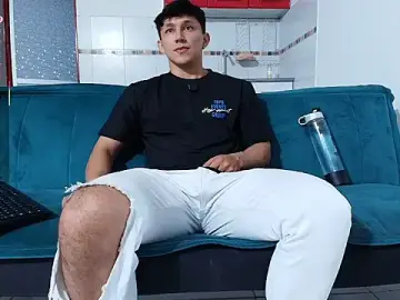 Stripchat Live Porn of jacques_cardiet