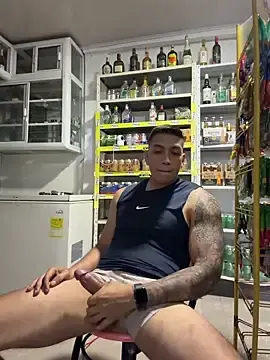 Stripchat Best live sex cam show of OliverWest04
