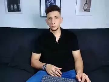 Stripchat Best live sex cam show of Sr_Maykol