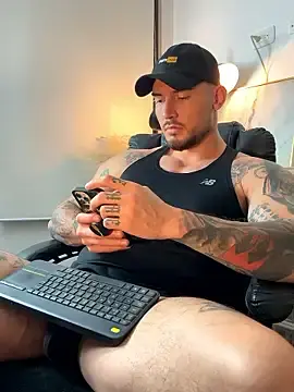 Stripchat Adult Webcams of DimitriSullivan_