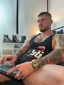 Stripchat Adult Webcams of DimitriSullivan_