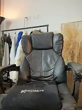 Stripchat Free Live Porn of DimitriSullivan_