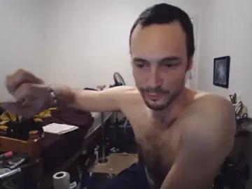 Stripchat Free Live Porn of JohnnyMoves