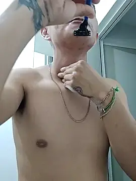 Stripchat Live Sex Cam of BellakoCL