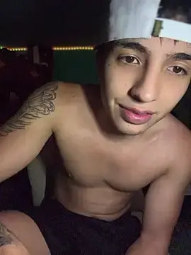 Stripchat Live Sex Cam of pabonsito
